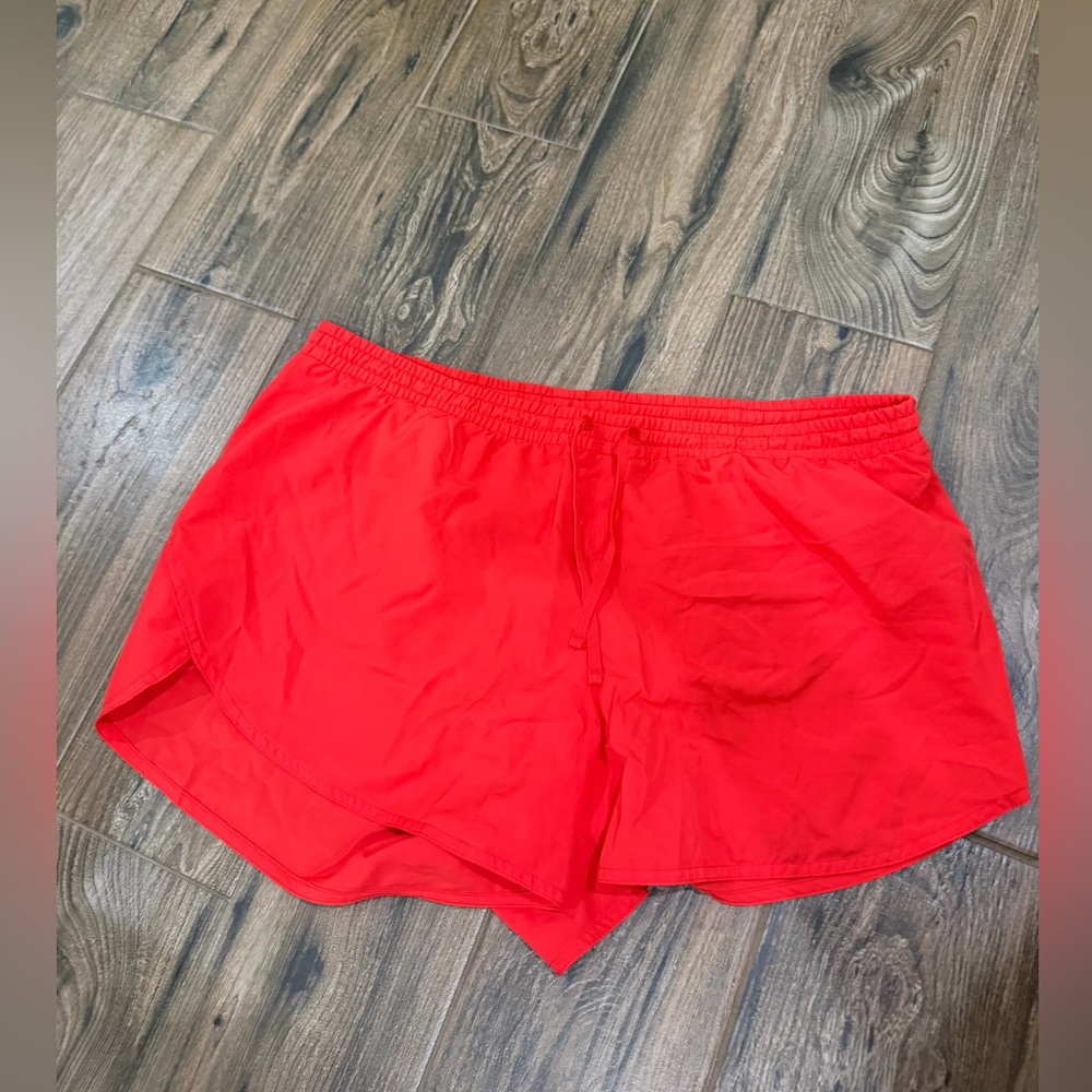 Old Navy Red Women's Athletic Shorts with Drawstring Waist